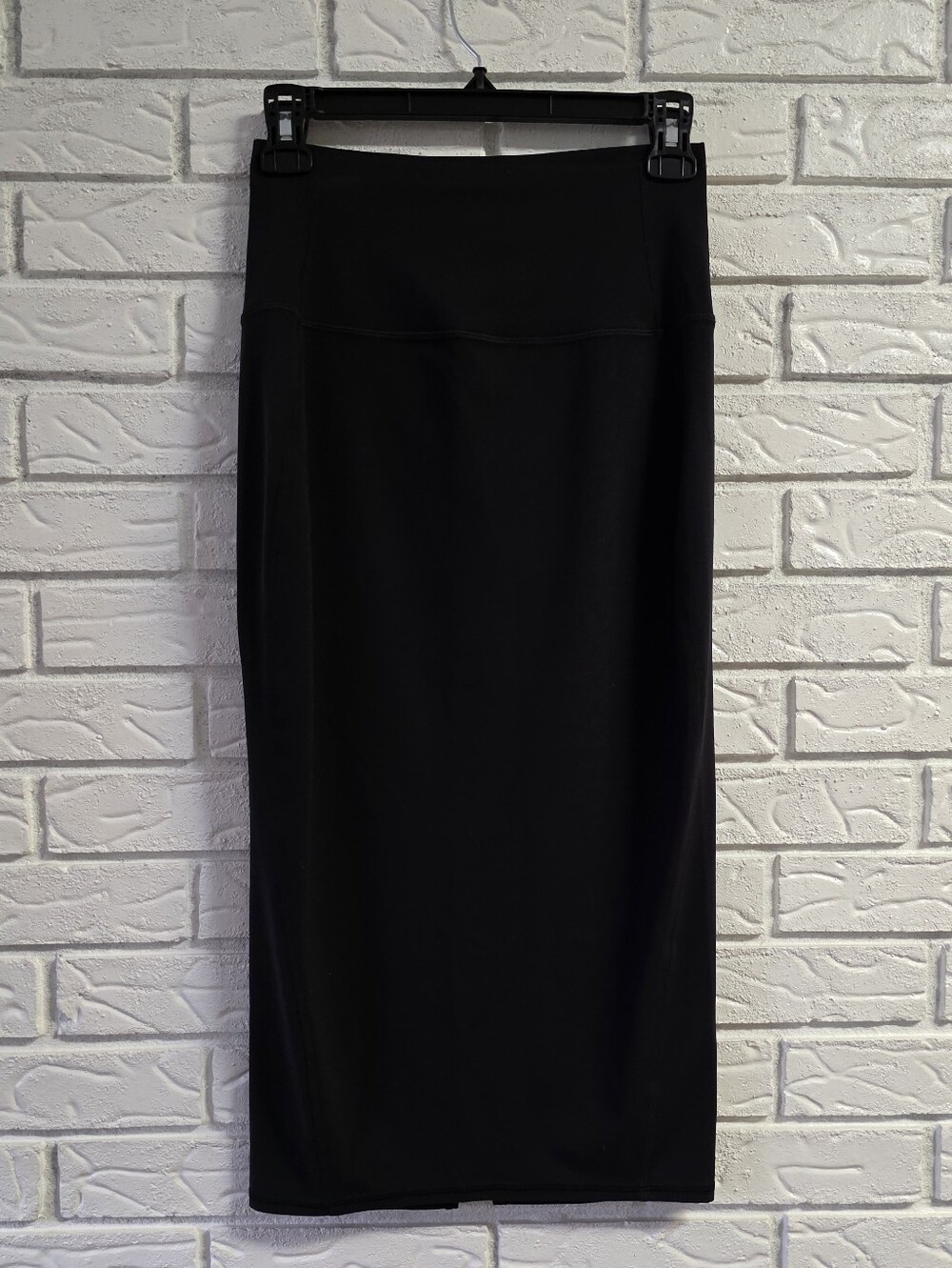 lululemon athletica Nulu Slim-Fit Midi Skirt EUC